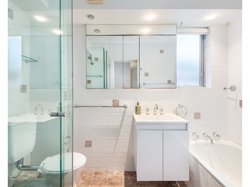 9/7 Bortfield Drive, Chiswick NSW 2046