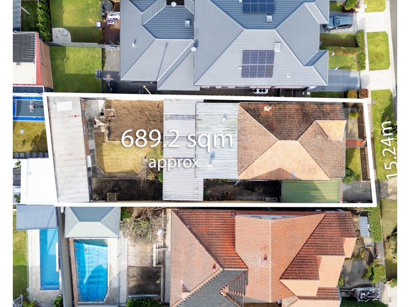 18 Pine Avenue, Russell Lea NSW 2046