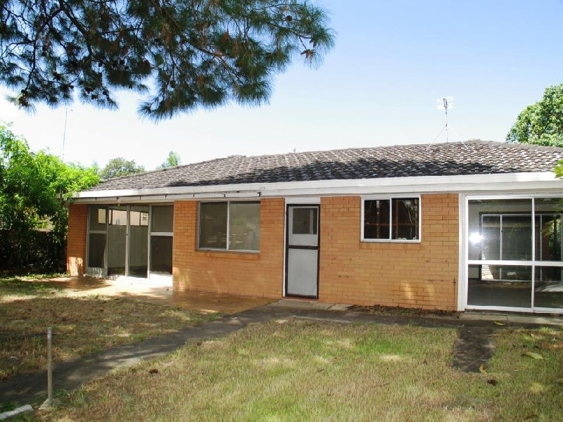 Broadbeach Waters QLD 4218