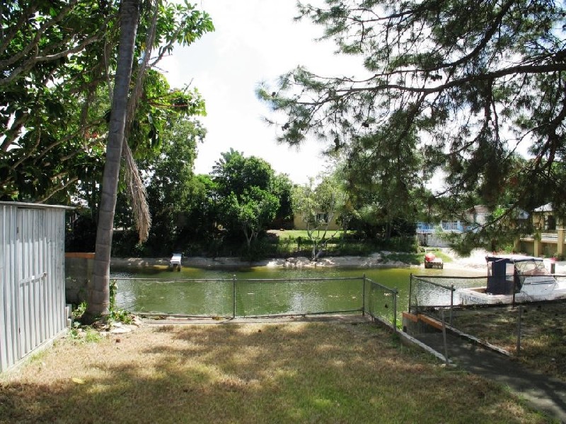 Broadbeach Waters QLD 4218