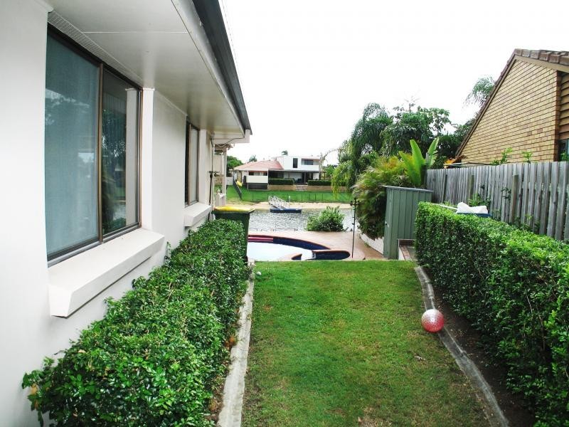 Broadbeach Waters QLD 4218