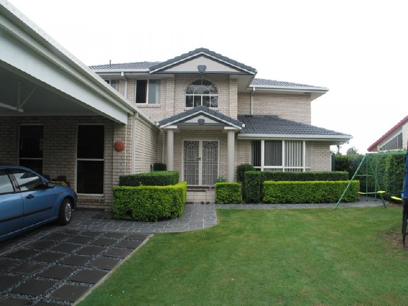 Broadbeach Waters QLD 4218