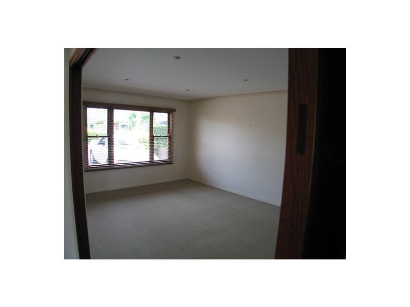 145 Monaco Steet, Broadbeach Waters QLD 4218