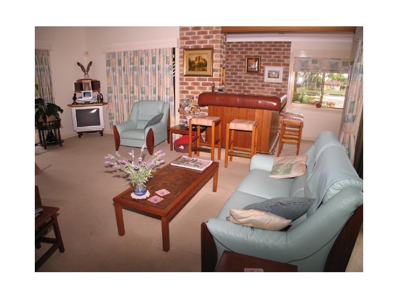 Broadbeach Waters QLD 4218