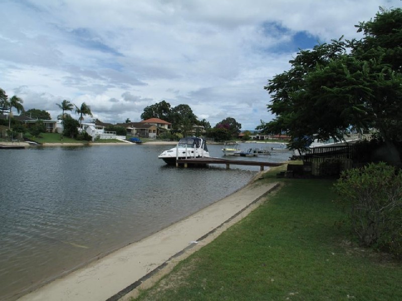 Broadbeach Waters QLD 4218