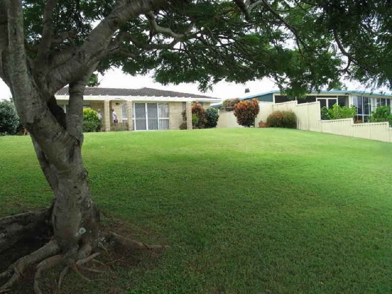 Broadbeach Waters QLD 4218