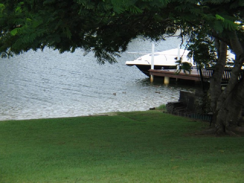 Broadbeach Waters QLD 4218