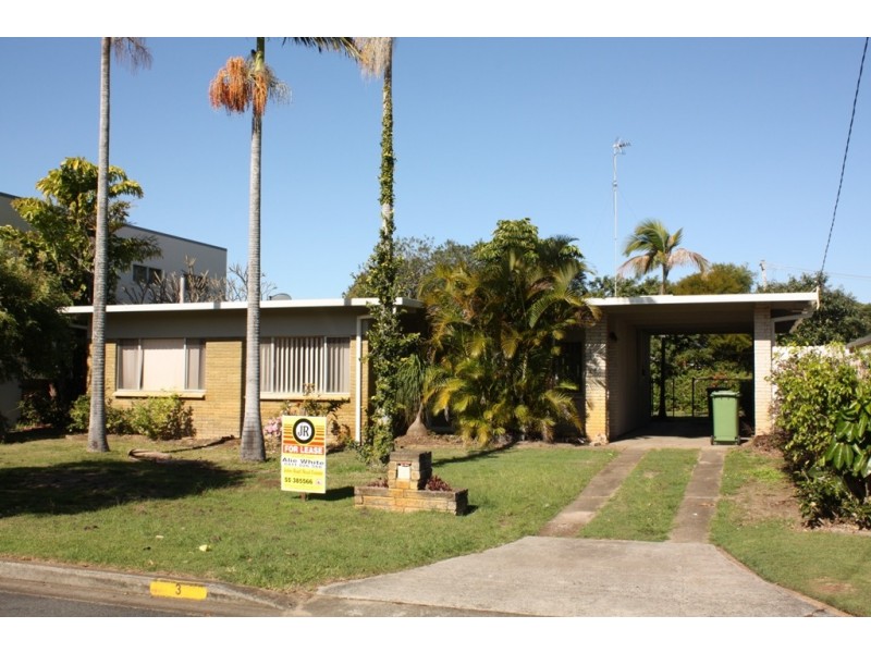 3 Boongala Road, Broadbeach Waters QLD 4218