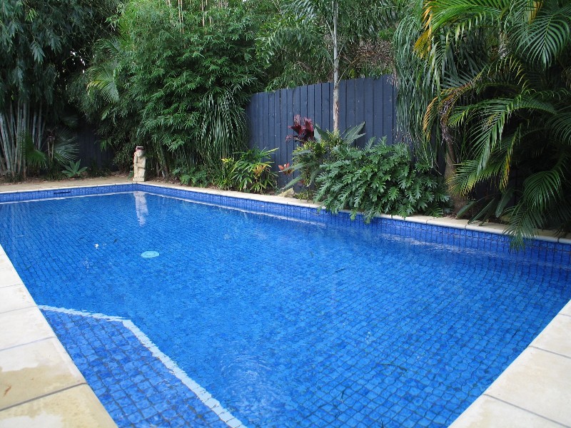 Broadbeach Waters QLD 4218