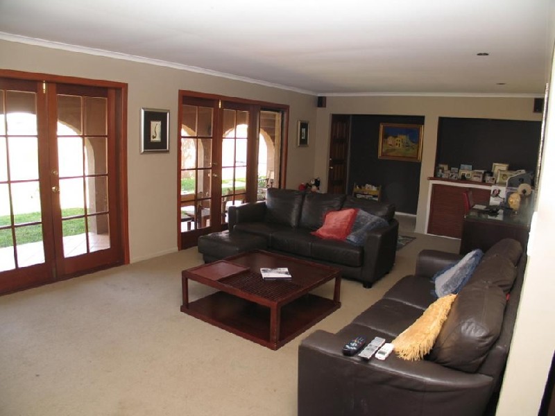 Broadbeach Waters QLD 4218