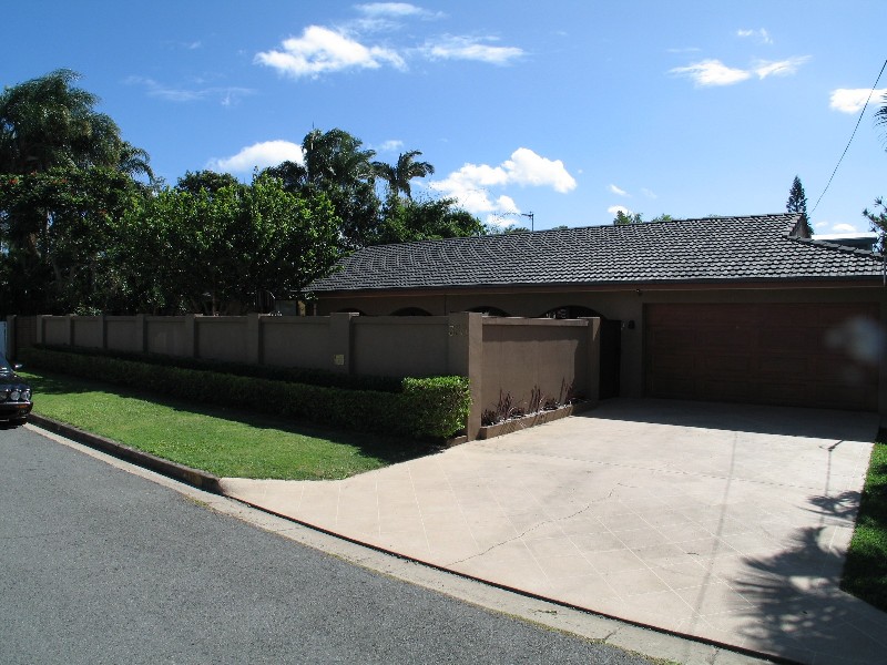 Broadbeach Waters QLD 4218