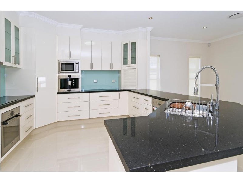 Broadbeach Waters QLD 4218