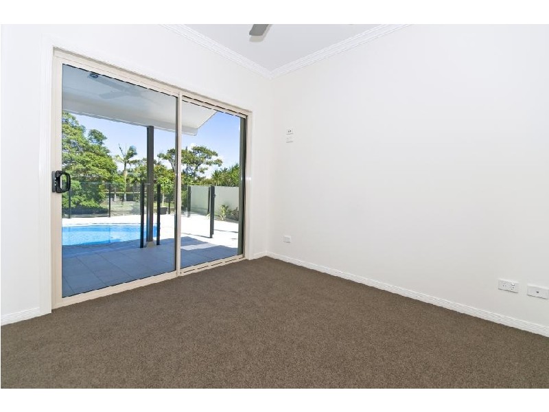 Broadbeach Waters QLD 4218