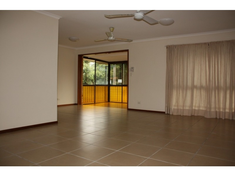 48 Karina Crescent, Broadbeach Waters QLD 4218