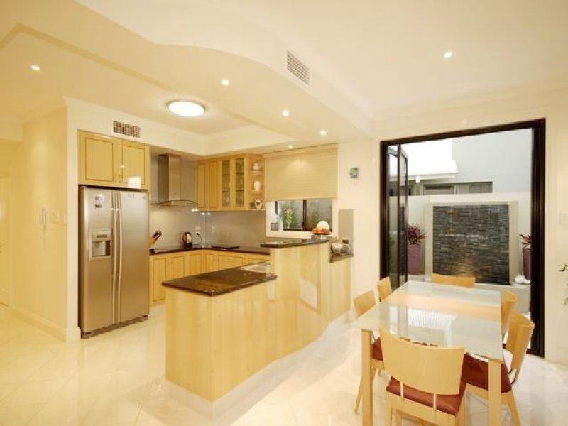 Robina QLD 4226