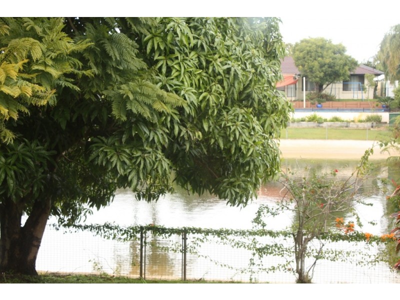 29 Rudd Street, Broadbeach Waters QLD 4218