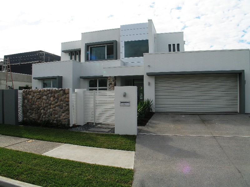 Broadbeach Waters QLD 4218