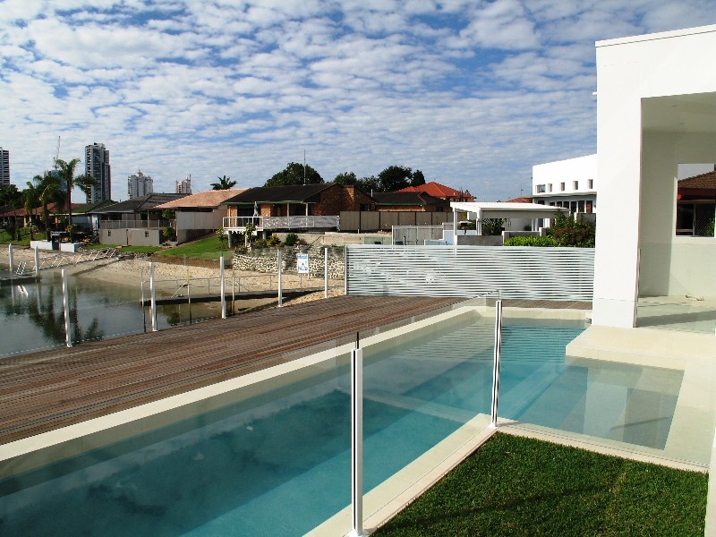 Broadbeach Waters QLD 4218