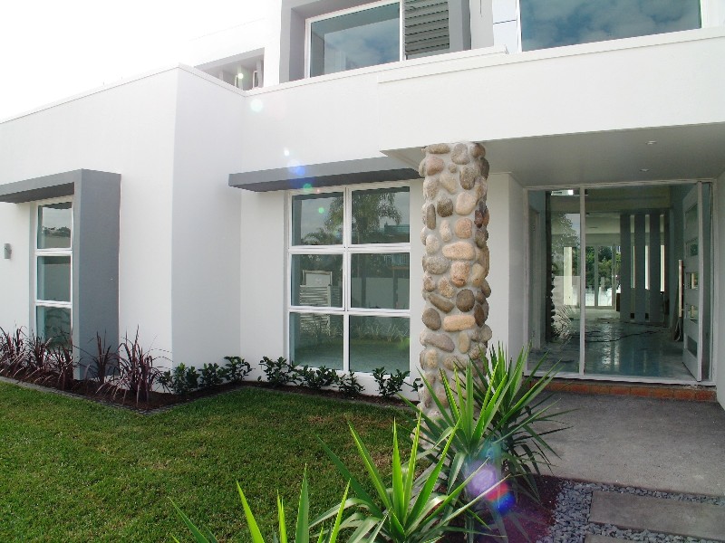 Broadbeach Waters QLD 4218