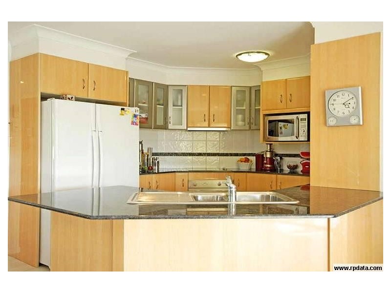 Broadbeach Waters QLD 4218