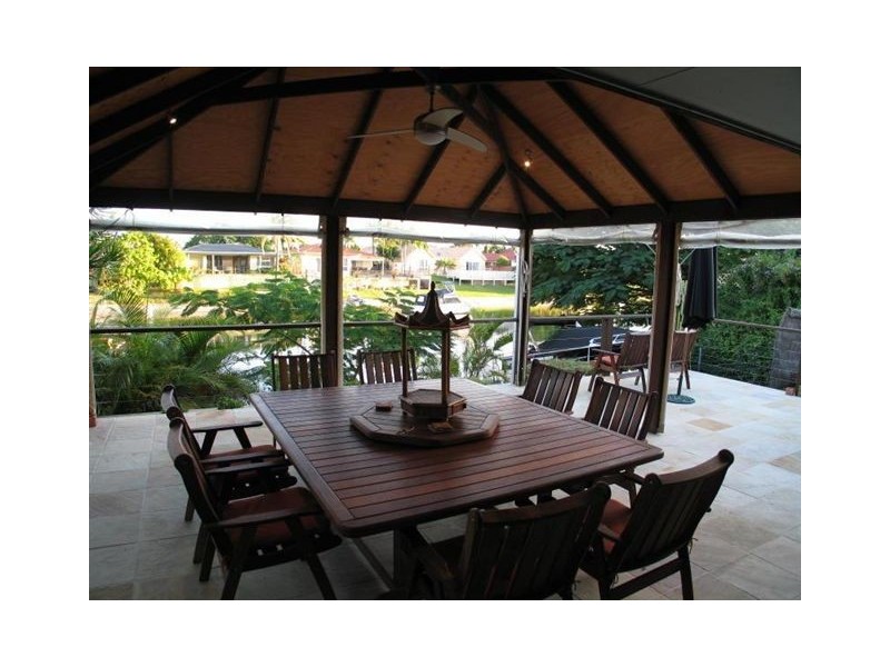 Broadbeach Waters QLD 4218