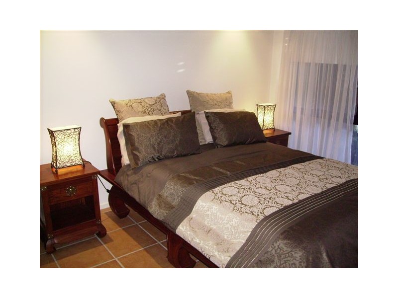 Broadbeach Waters QLD 4218