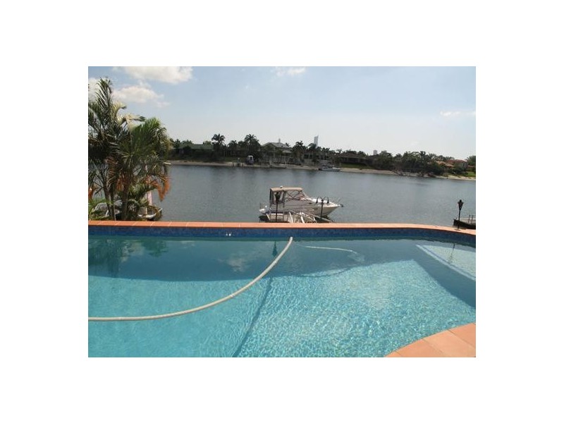 78 Waitomo Street, Broadbeach Waters QLD 4218