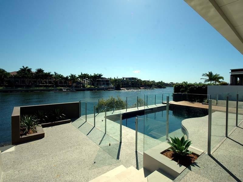 56 Sophie Avenue, Broadbeach Waters QLD 4218