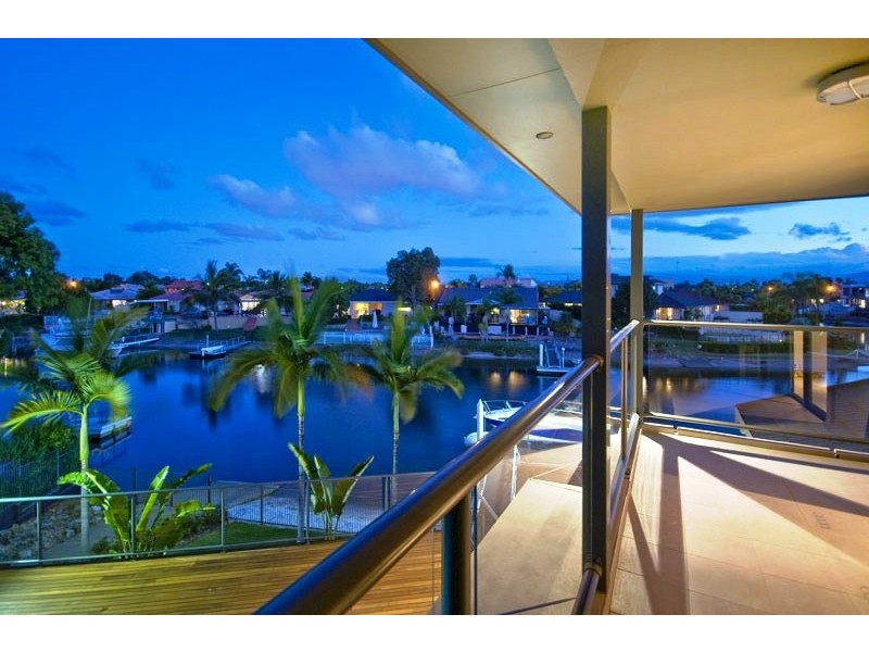 5 Laurel Court, Sorrento QLD 4217