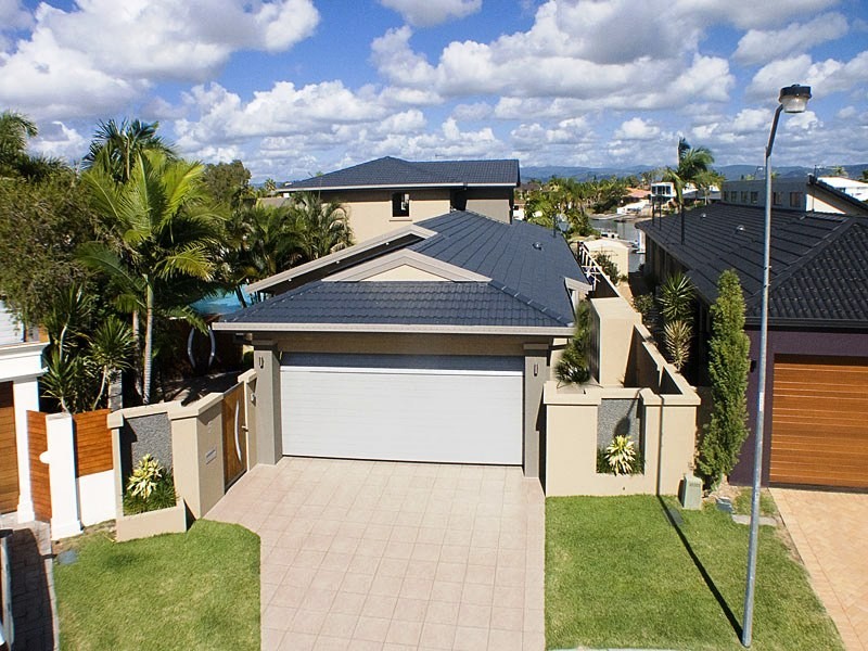 5 Laurel Court, Sorrento QLD 4217