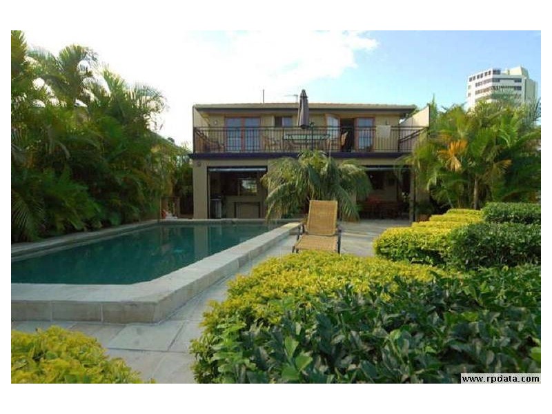 Broadbeach Waters QLD 4218