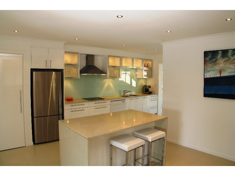 Broadbeach Waters QLD 4218