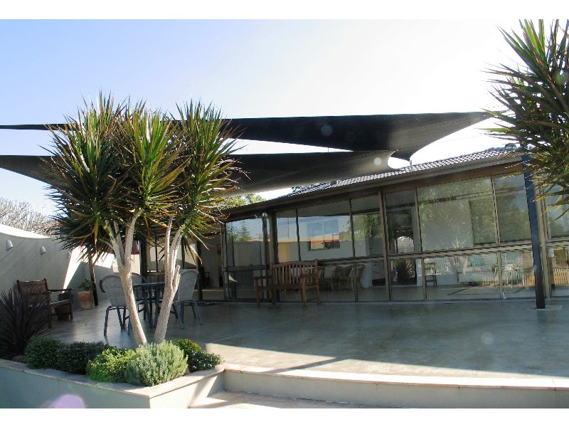 Broadbeach Waters QLD 4218