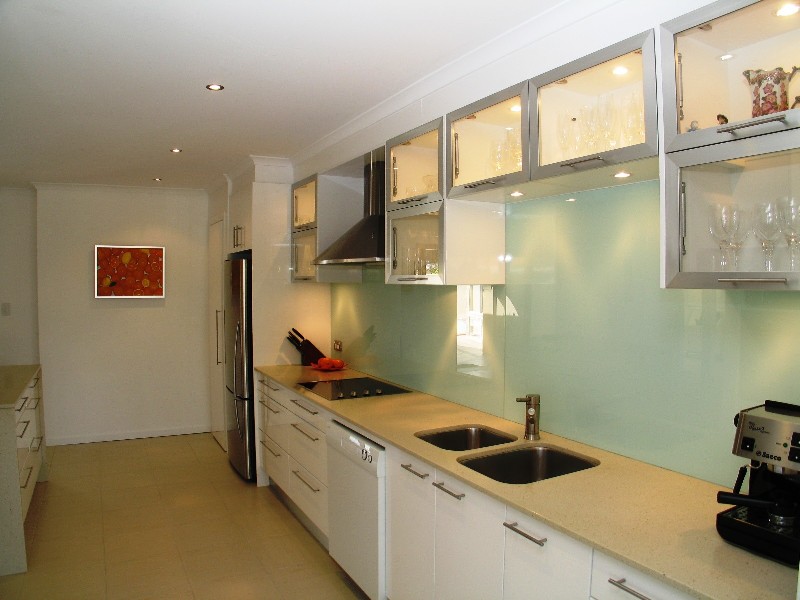 Broadbeach Waters QLD 4218