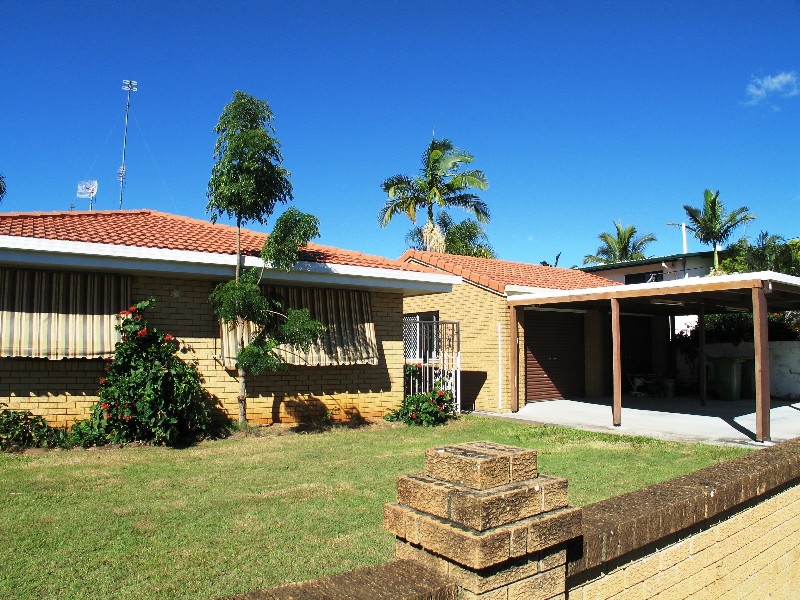 Broadbeach Waters QLD 4218
