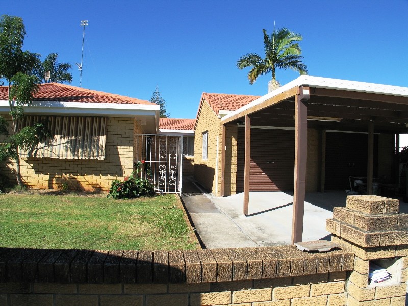 Broadbeach Waters QLD 4218