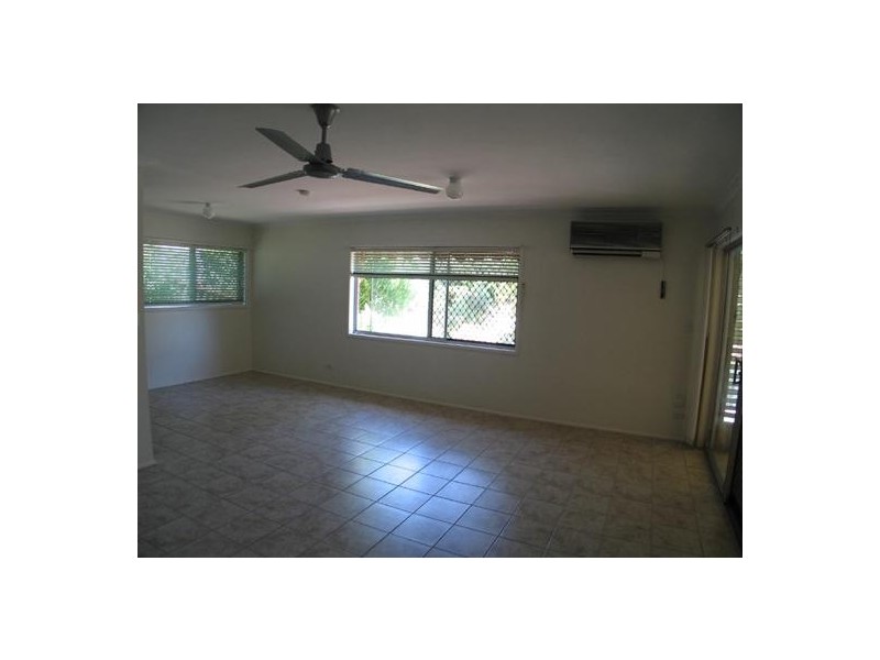 Broadbeach Waters QLD 4218