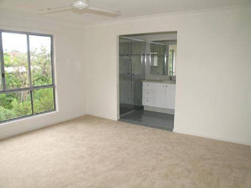 25 Royal Links Drive, Robina QLD 4226