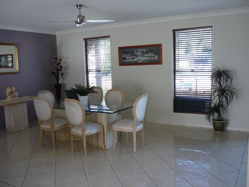8 Huon Street, Broadbeach Waters QLD 4218