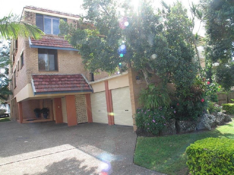 Britannia Avenue, Broadbeach QLD 4218