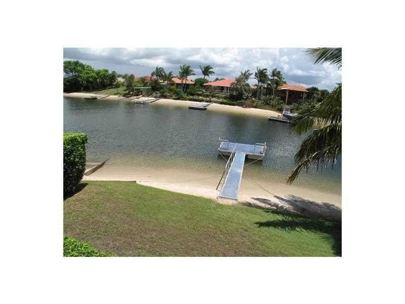 14 Cocos Court, Broadbeach Waters QLD 4218