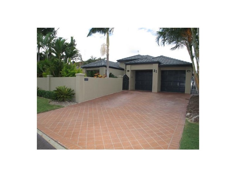 31 Cadence Avenue, Mermaid Waters QLD 4218