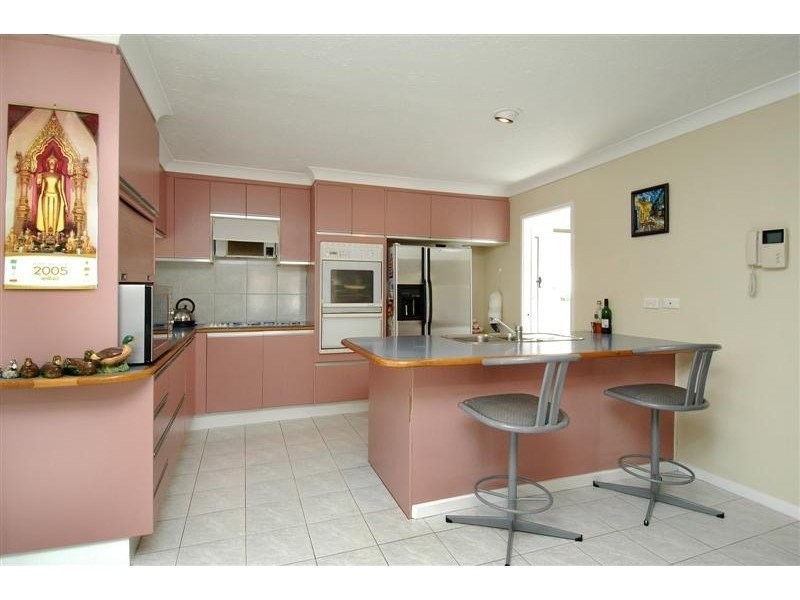 Broadbeach Waters QLD 4218