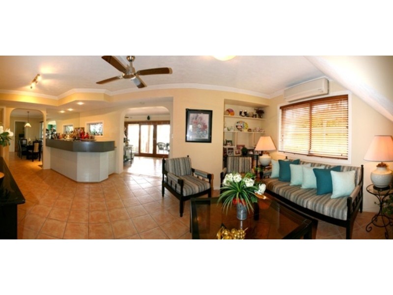 Broadbeach Waters QLD 4218