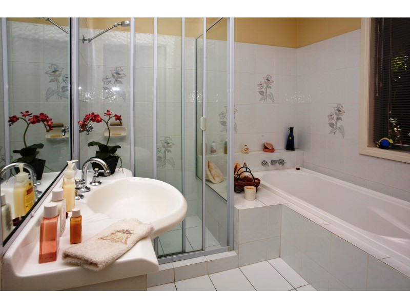 Broadbeach Waters QLD 4218