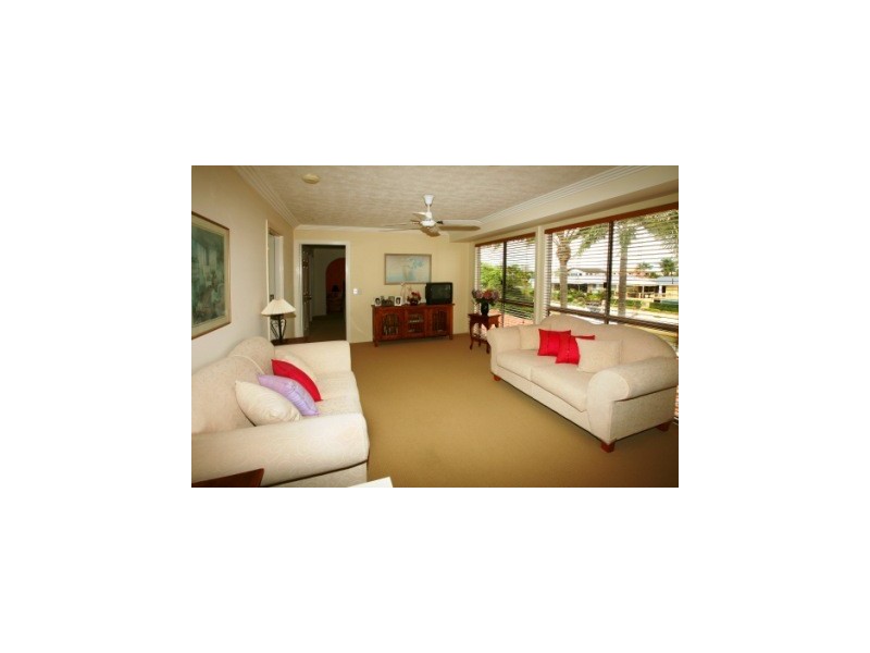 Broadbeach Waters QLD 4218