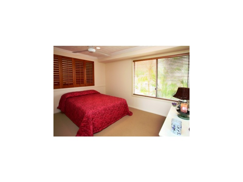 Broadbeach Waters QLD 4218