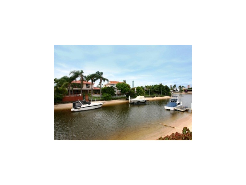 Broadbeach Waters QLD 4218