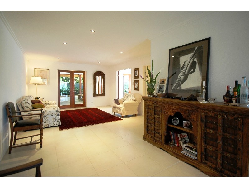 Broadbeach Waters QLD 4218