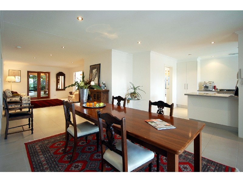 Broadbeach Waters QLD 4218